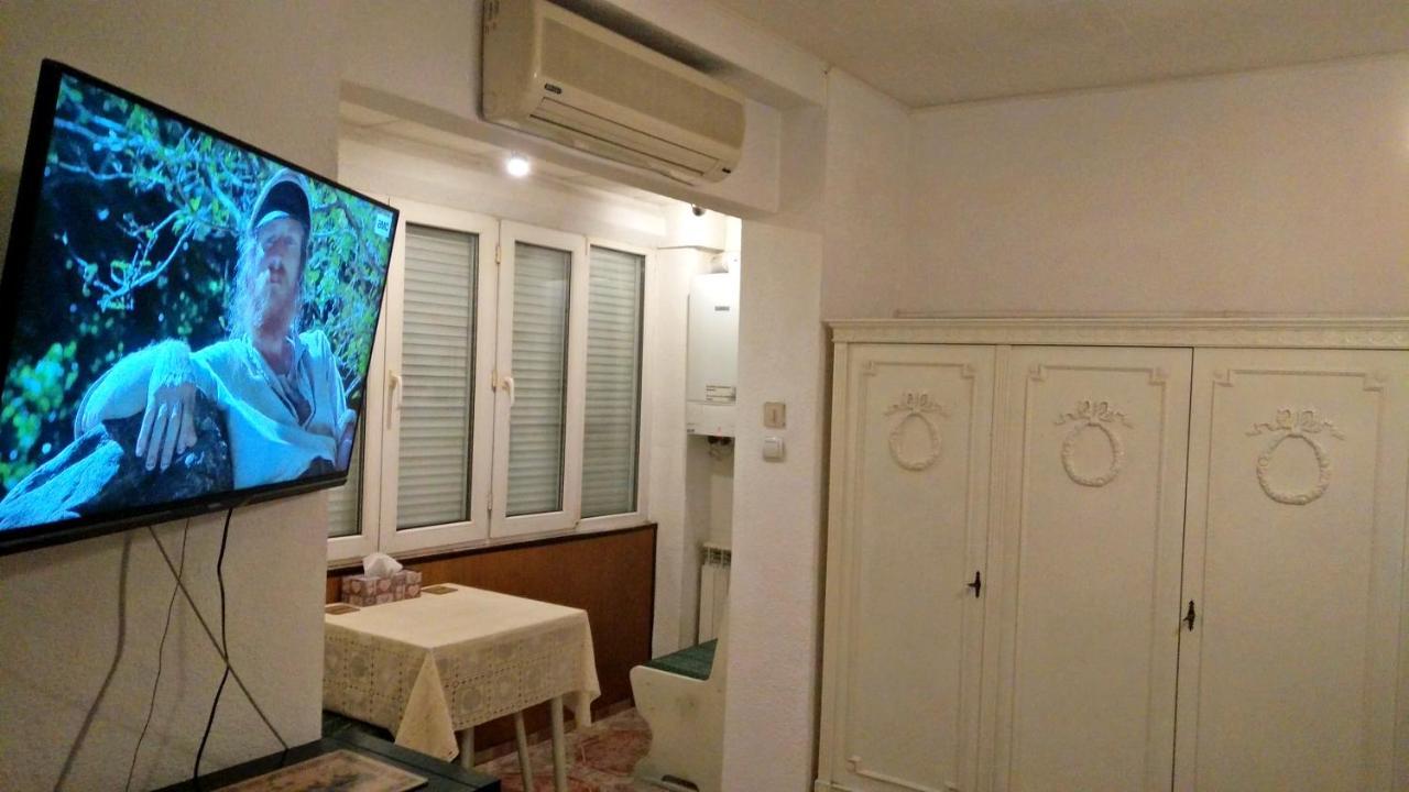 One Bedroom Apartment French Embassy Bucureşti Ngoại thất bức ảnh